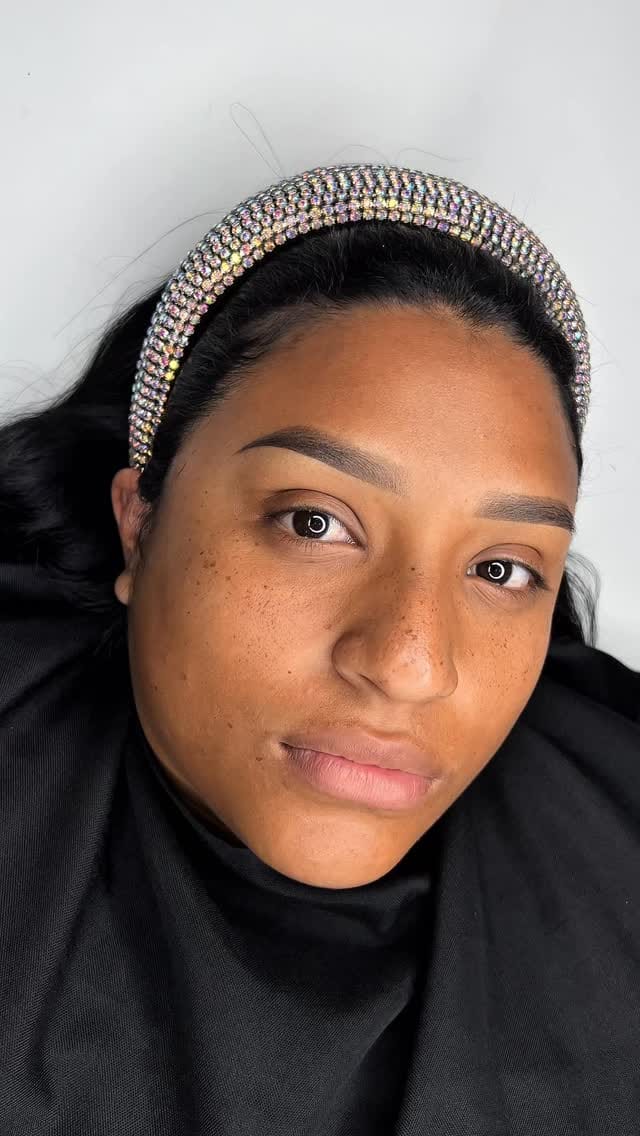 Post 6 by Ana Alvarez • Cejas | Micropigmentación | Lashes | Labios on Instagram (video)