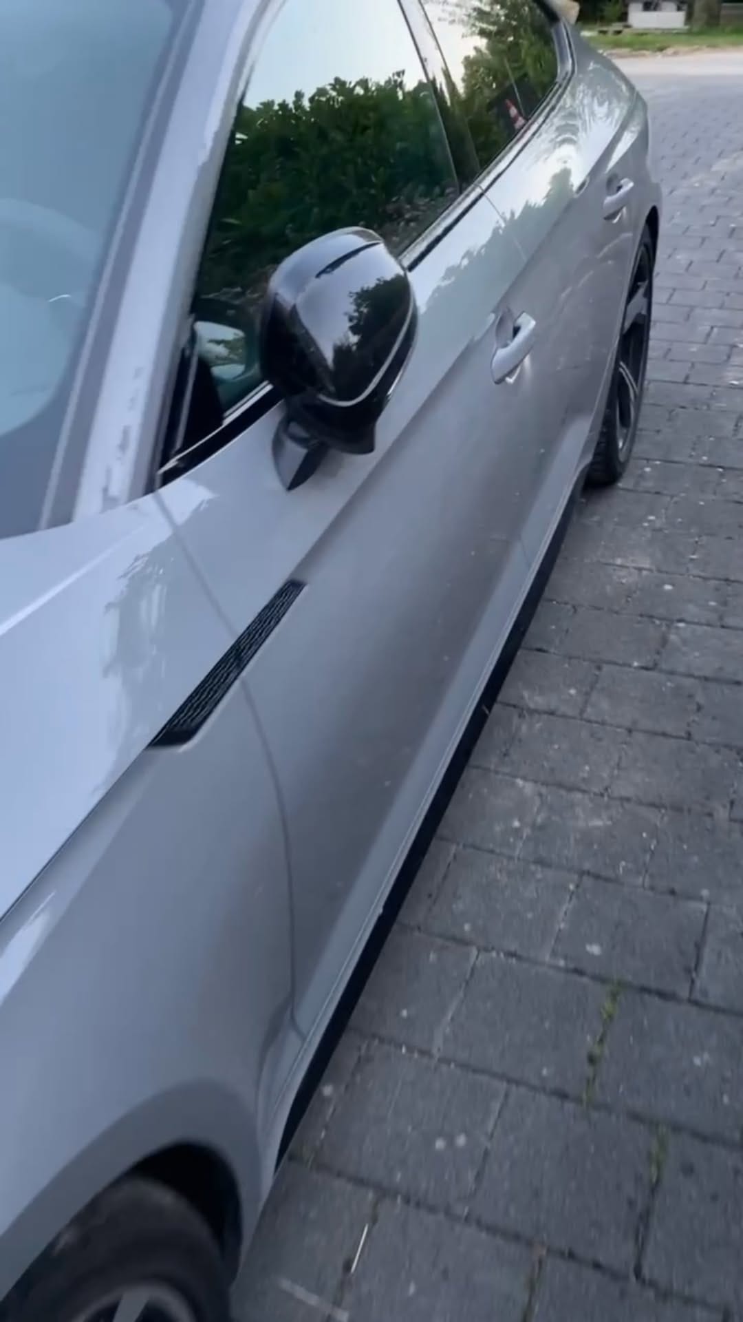Post 2 by Luxus Carbon - Exclusiveline on Instagram (video)