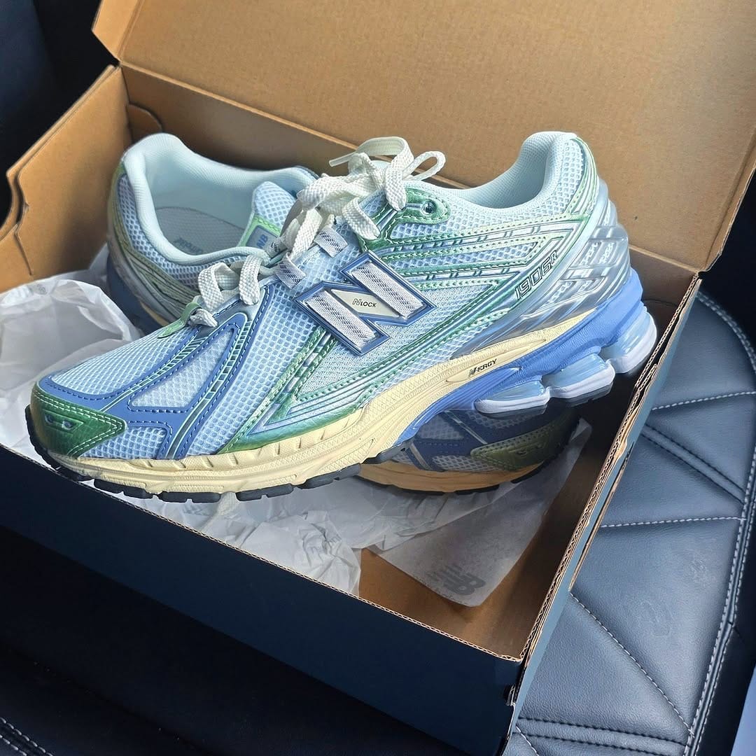 Post 6 by Sneaker Supplier on Instagram (image)