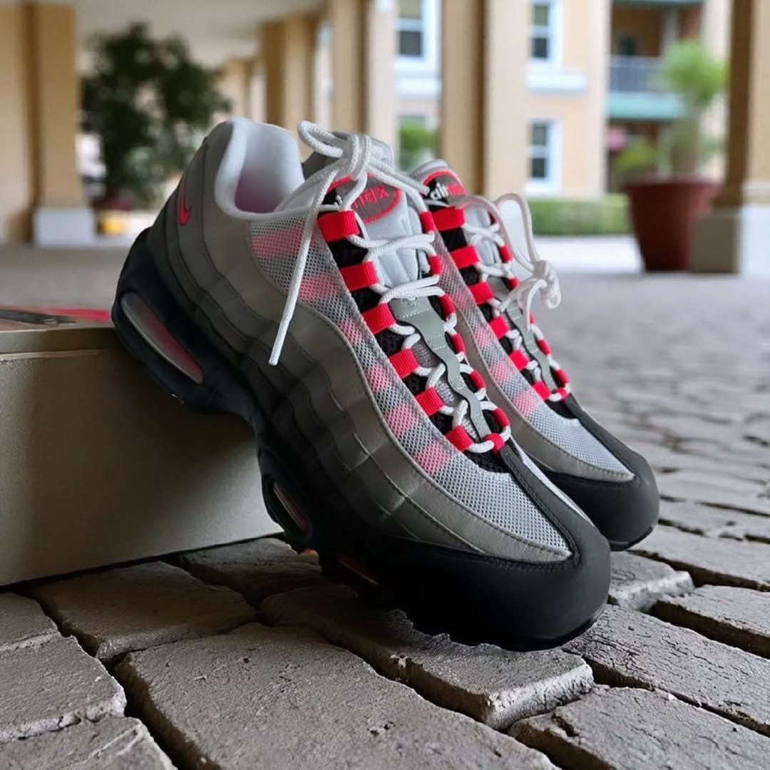Post 5 by Sneaker Supplier on Instagram (image)