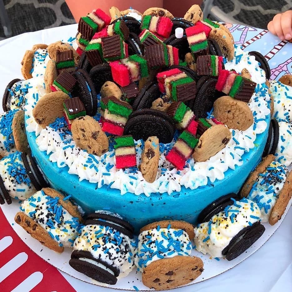 Post 6 by Tasting Dubai on Instagram (image)