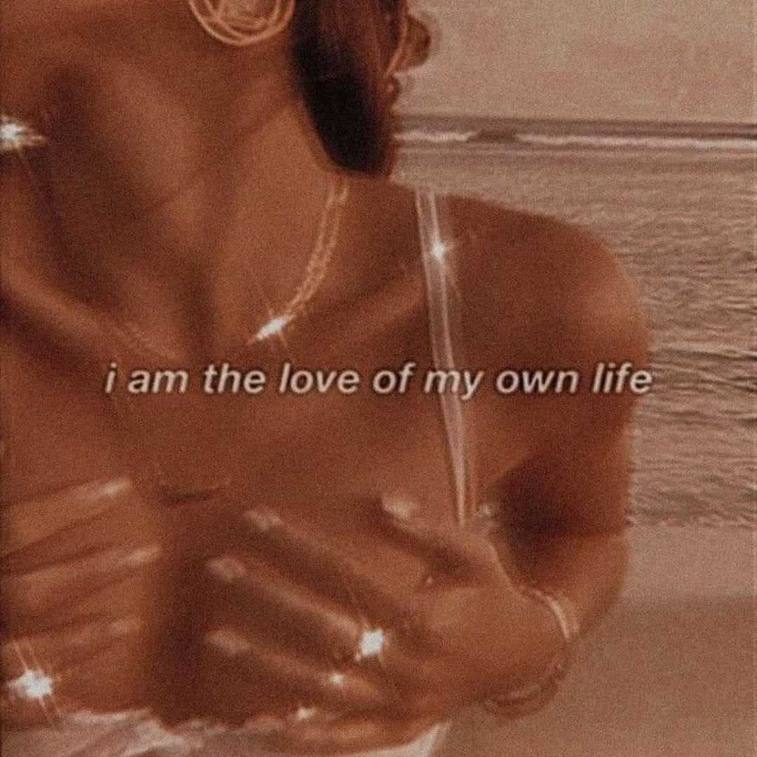 Post 8 by 🔴 ● •JanelleJayy • ● 🔴 on Instagram (image)