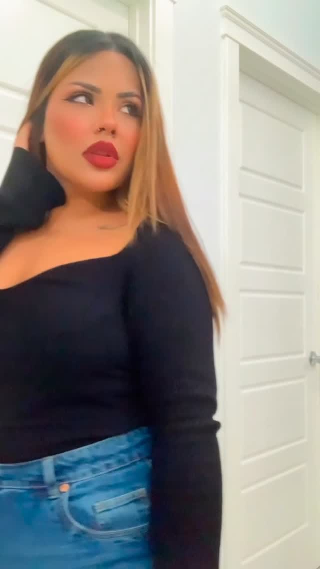 Post 3 by Munira Mansoor Ali on Instagram (video)