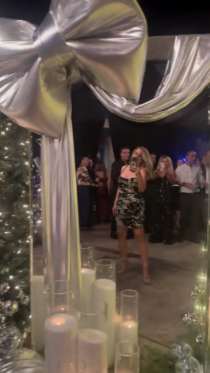 Post 1 by Custom Balloon Event Stylist🎈 on Instagram (video)