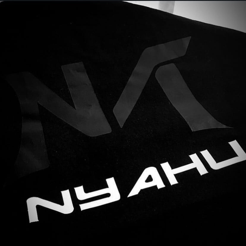 Post 10 by Nyahu Mar on Instagram (image)
