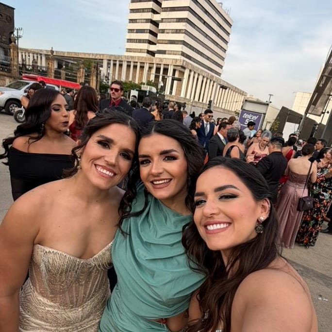 Post 1 by Karla Sandoval on Instagram (image)