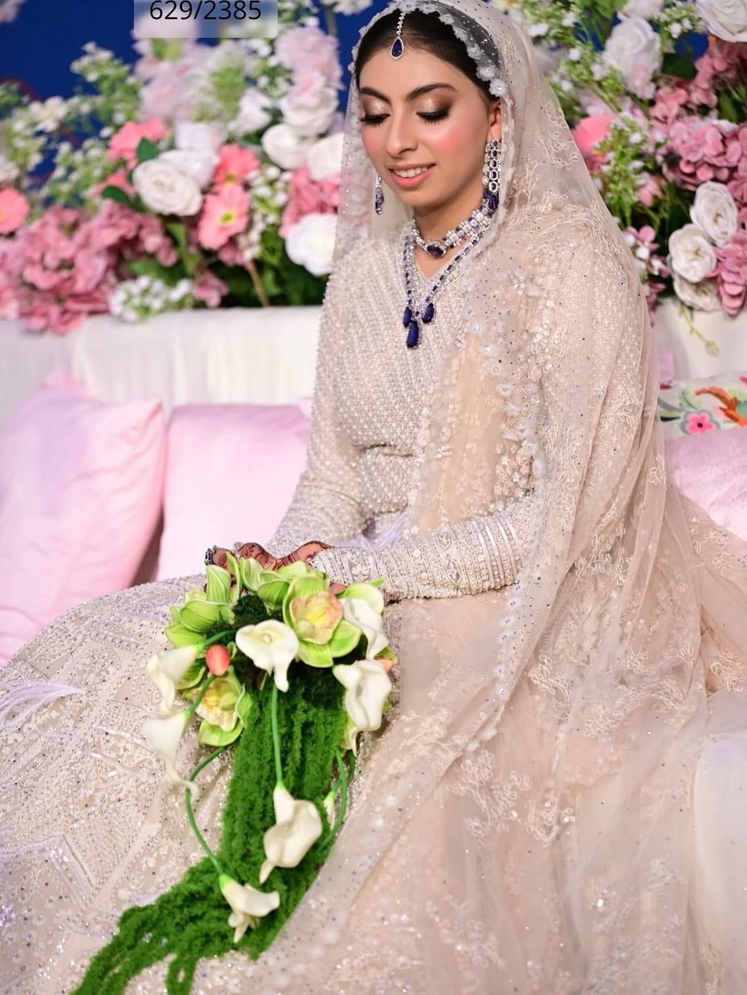 Post 6 by Sanaa Khan | Dubai Makeup Artist on Instagram (carousel)