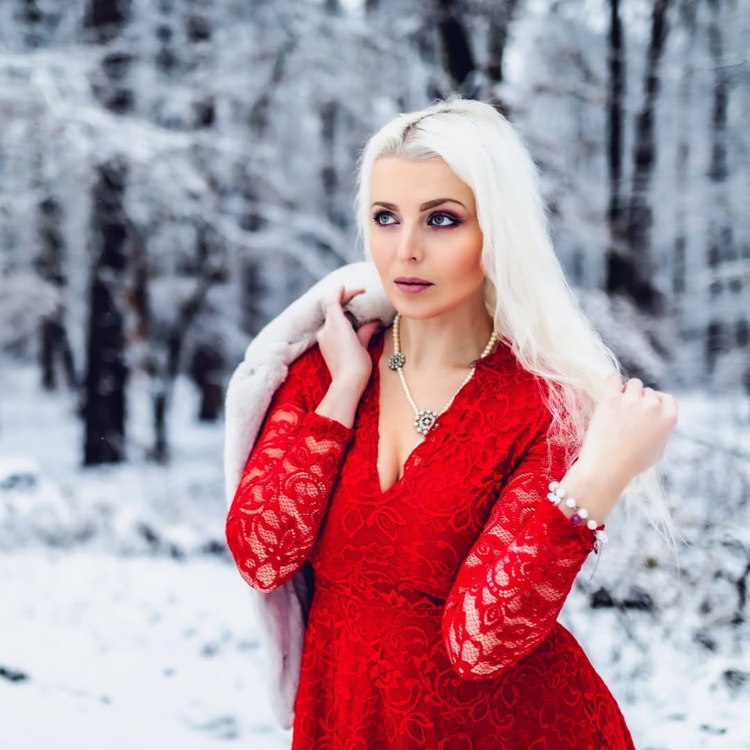 Post 2 by Elsa❄️ - Aleksandra Cichocka on Instagram (image)