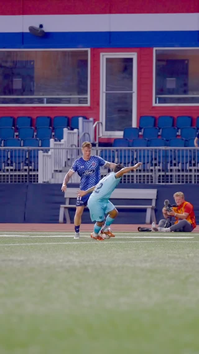 Post 7 by Romario Williams on Instagram (video)