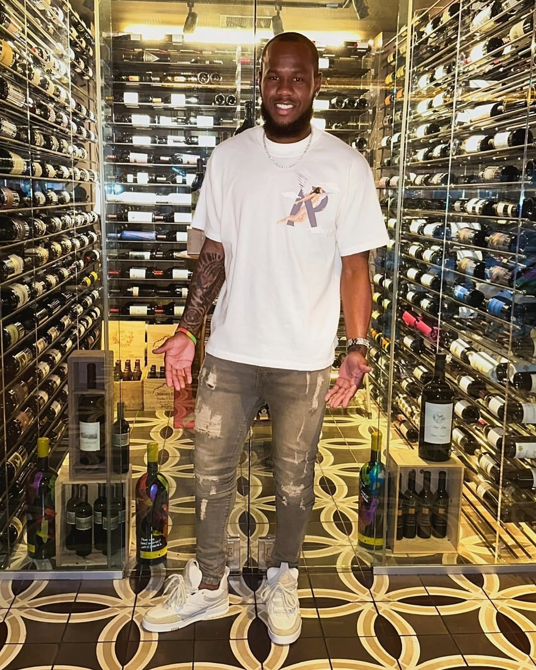 Post 9 by Romario Williams on Instagram (carousel)