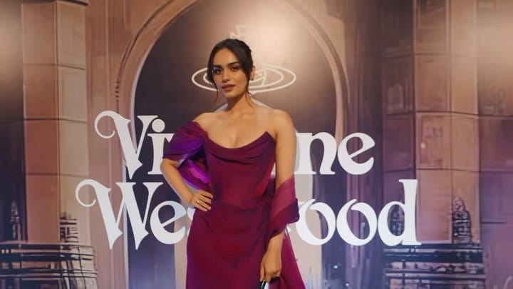 Post 9 by Vivz Fashion School Pvt Ltd on Instagram (video)