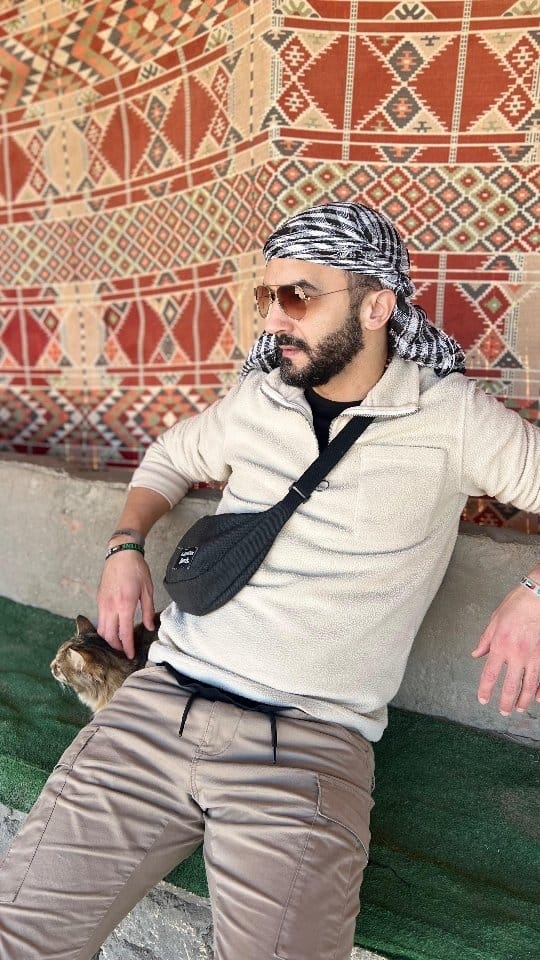 Post 10 by Amin Hassouna  أمين حسونة on Instagram (video)