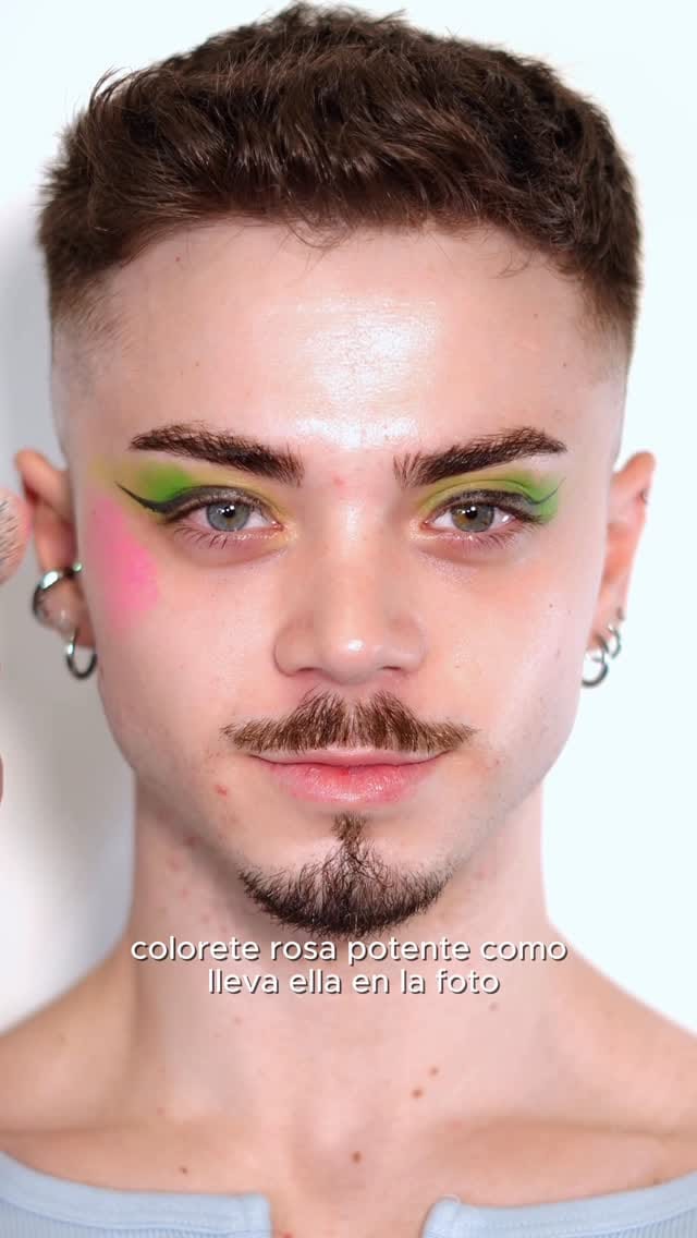 Post 6 by Noa Lopez | Maquilladora Madrid on Instagram (video)