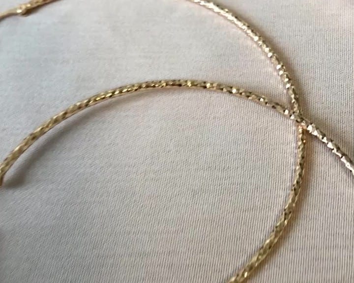 Post 10 by Fab Collection on Instagram (video)