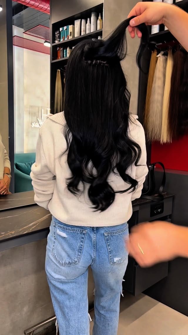 Post 6 by Estetika Hair on Instagram (video)