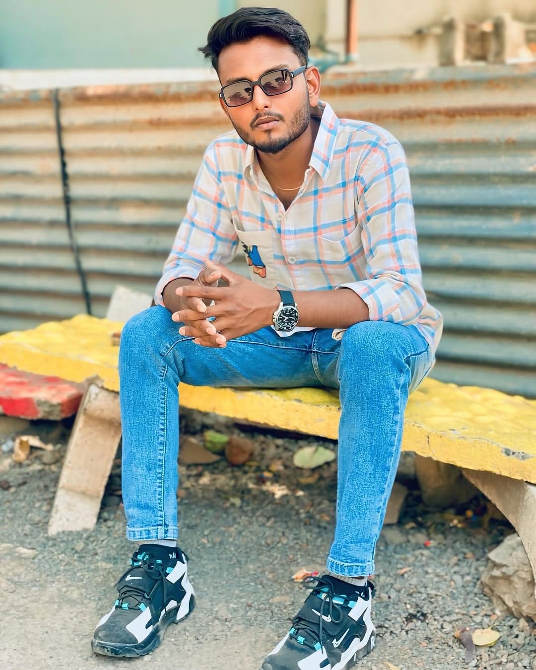 Post 5 by  سلمان پٹیل  on Instagram (carousel)