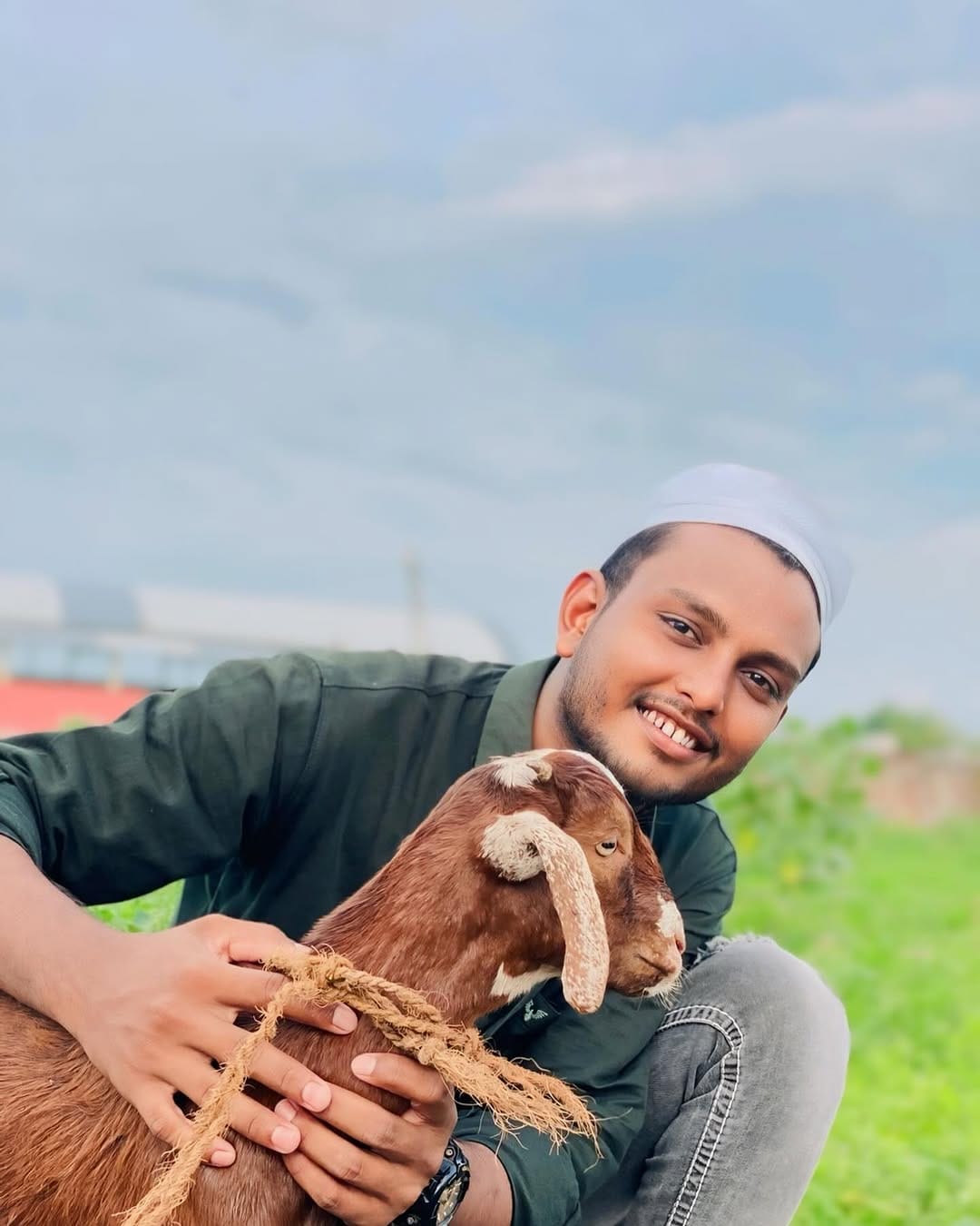 Post 9 by  سلمان پٹیل  on Instagram (carousel)