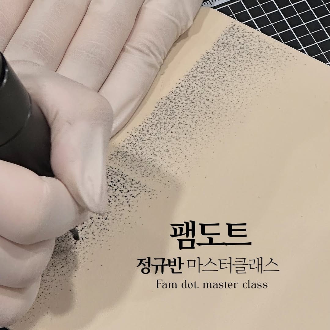 Post 6 by 광주두피문신/안개헤어라인/smp교육 on Instagram (carousel)