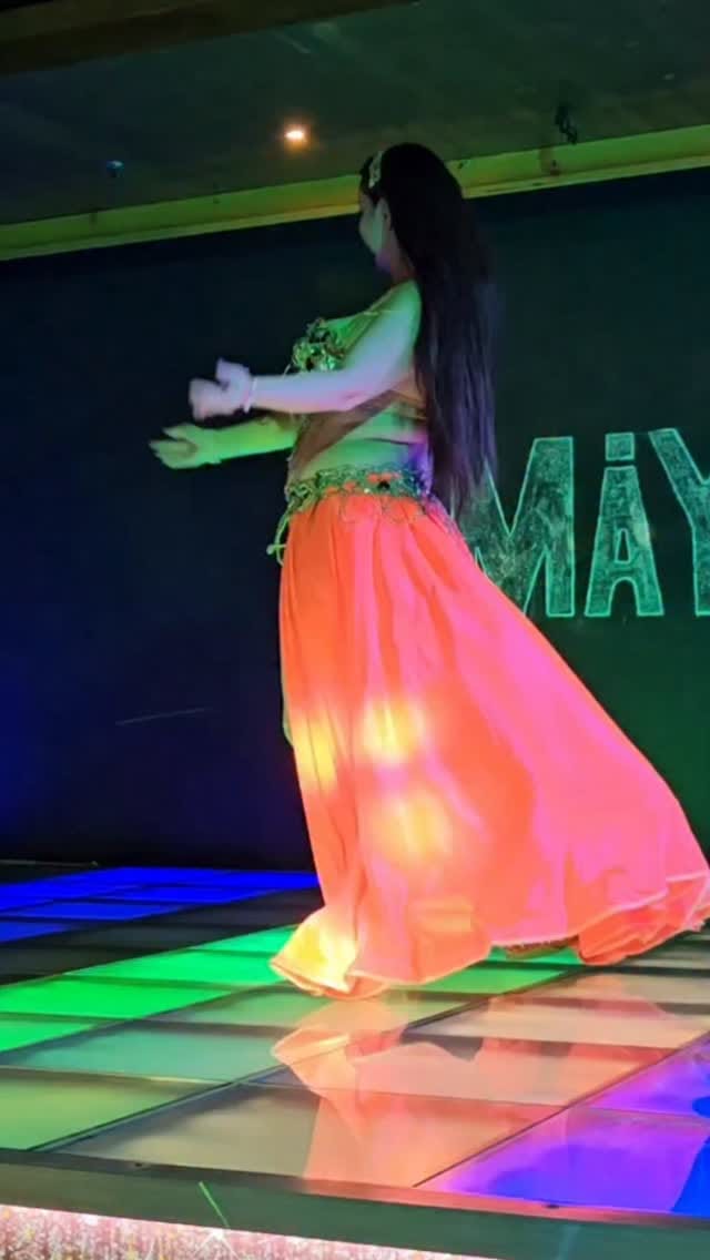 Post 9 by Aziza on Instagram (video)