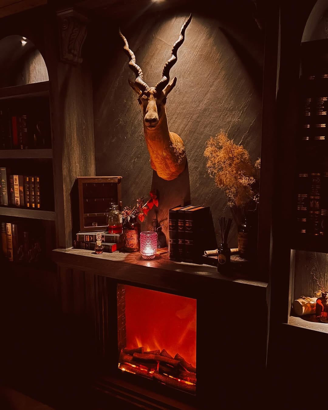 Post 10 by Oenophile / Sommelier ~ Marelize Louw on Instagram (image)