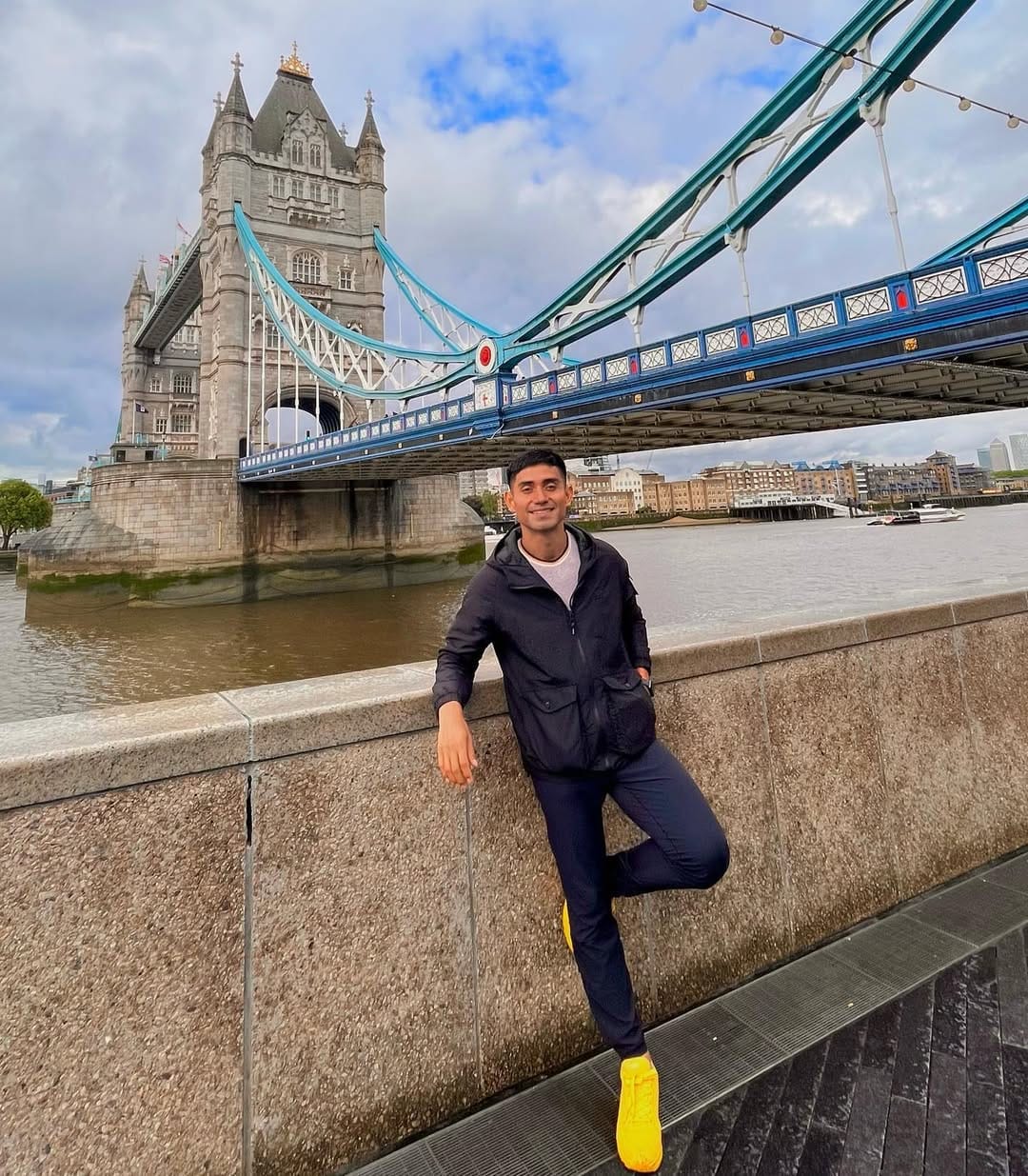 Post 10 by Bernardo Vázquez Bravo on Instagram (carousel)