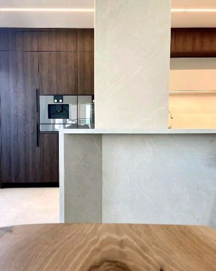 Post 10 by Santos Studio | Cocinas y espacios únicos on Instagram (video)