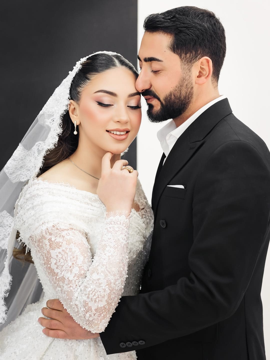 Post 2 by ArjinBeautyHair&Make-upStudio on Instagram (carousel)