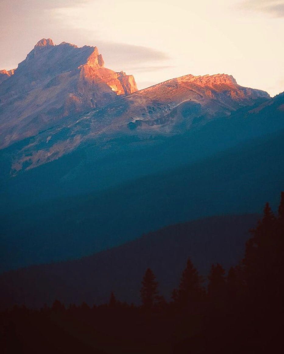 Post 10 by Travel Canada on Instagram (image)