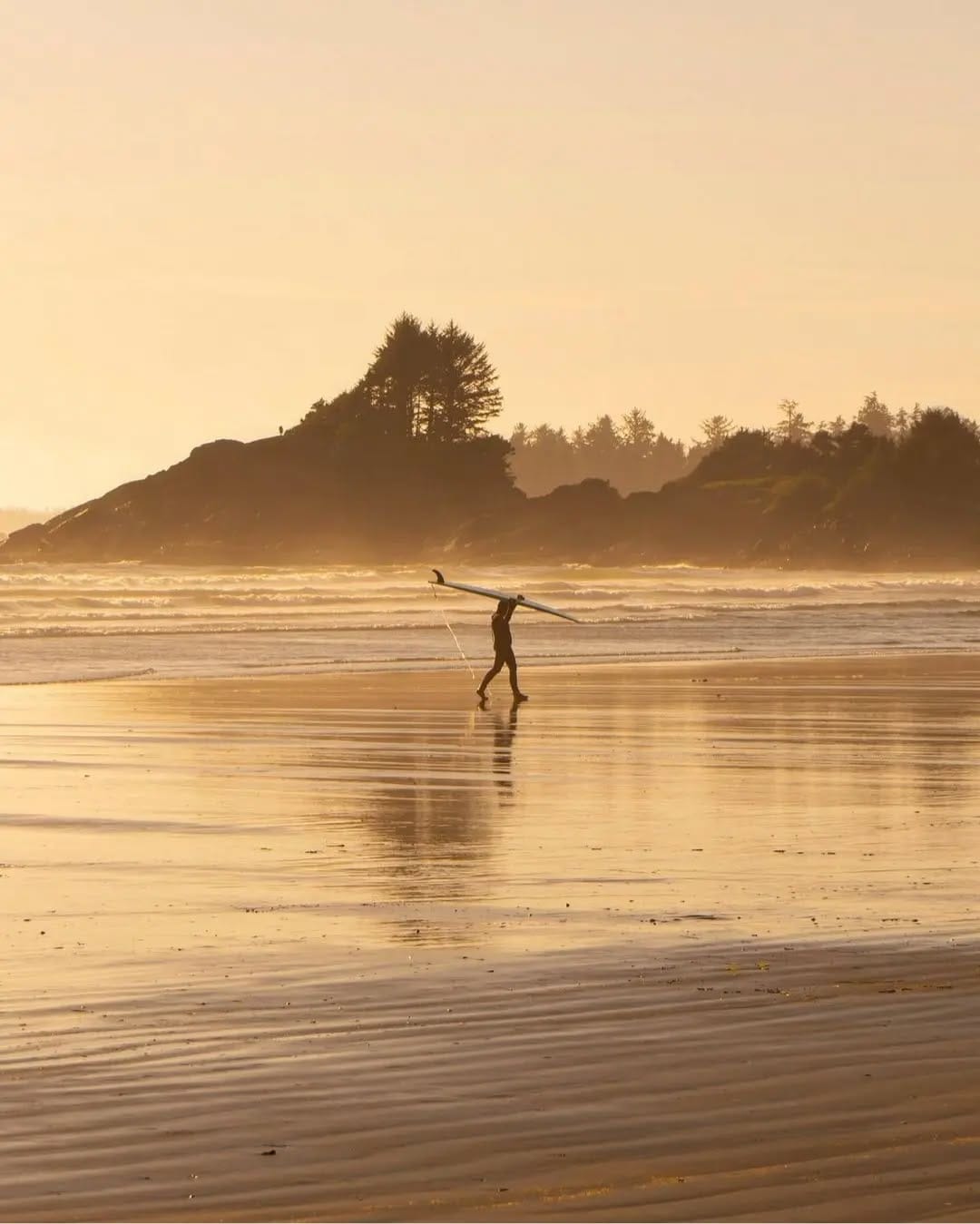 Post 2 by Travel Canada on Instagram (image)