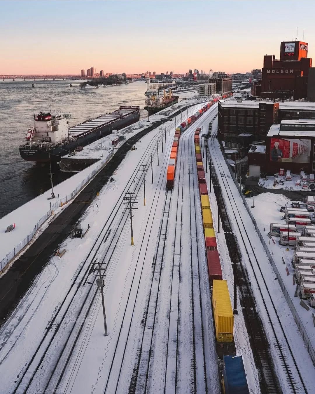 Post 3 by Travel Canada on Instagram (image)