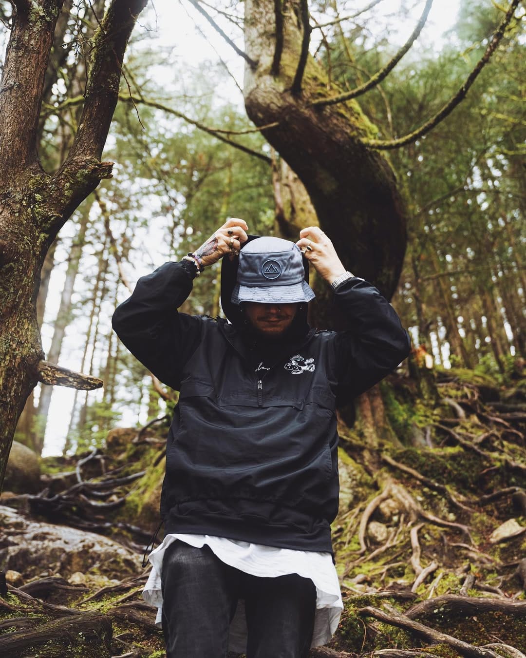 Post 8 by NOVEL SUPPLY CO. - SUSTAINABLE VANCOUVER APPAREL on Instagram (image)