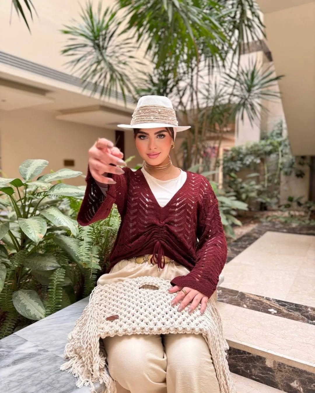 Post 4 by Rouka Store🛍🦋 on Instagram (carousel)