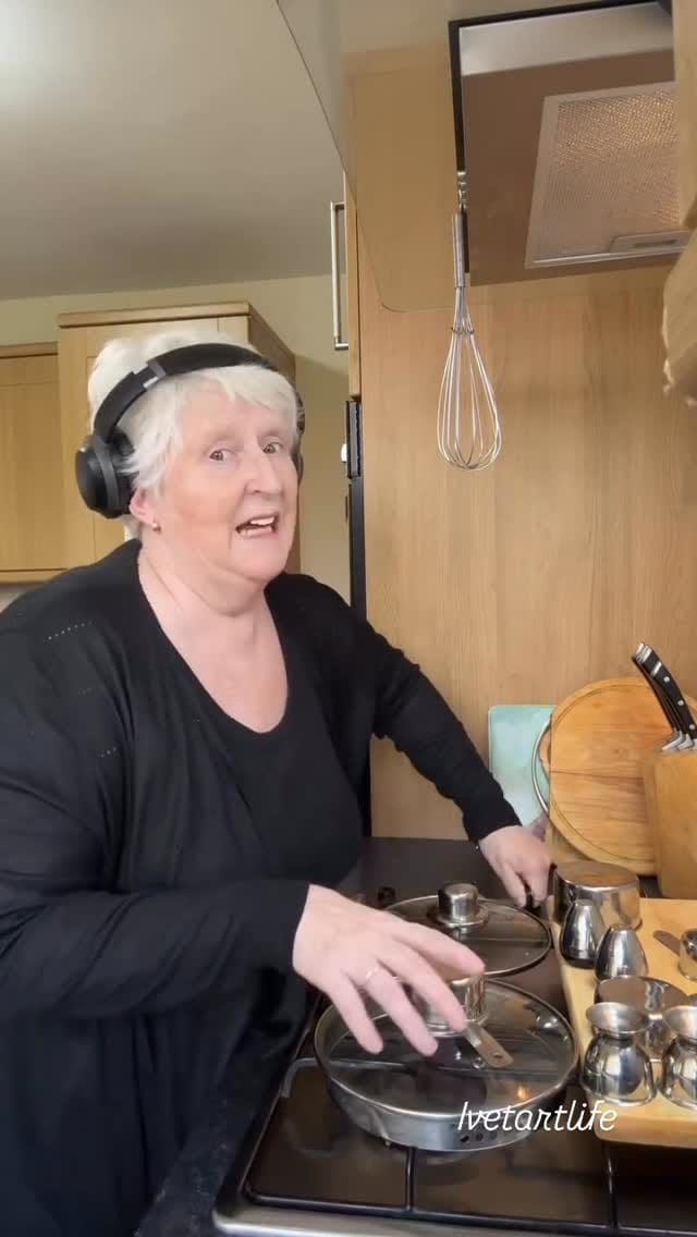 Post 1 by Iveta Aleksova on Instagram (video)