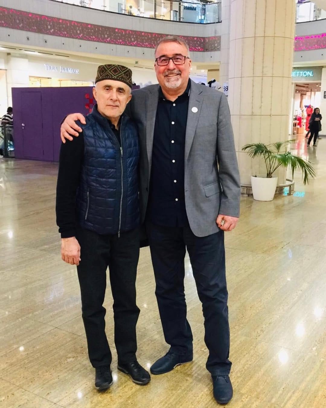 Post 3 by Iraj Jaafari on Instagram (carousel)