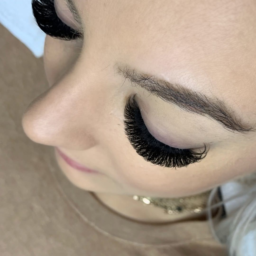 Post 5 by LASHD Supplies on Instagram (image)