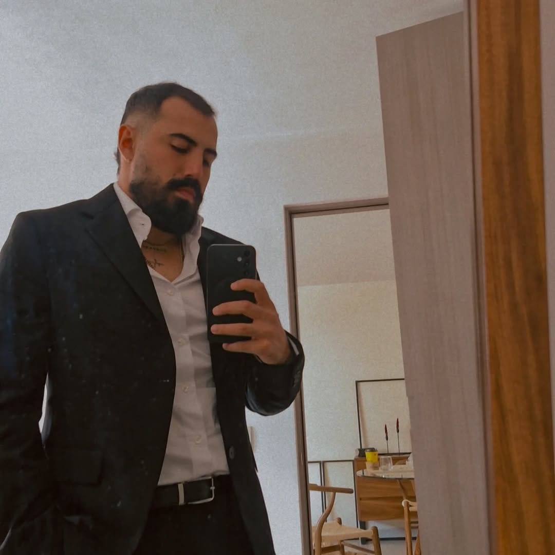 Post 3 by Lalo Nagaryan D' Rugama on Instagram (carousel)