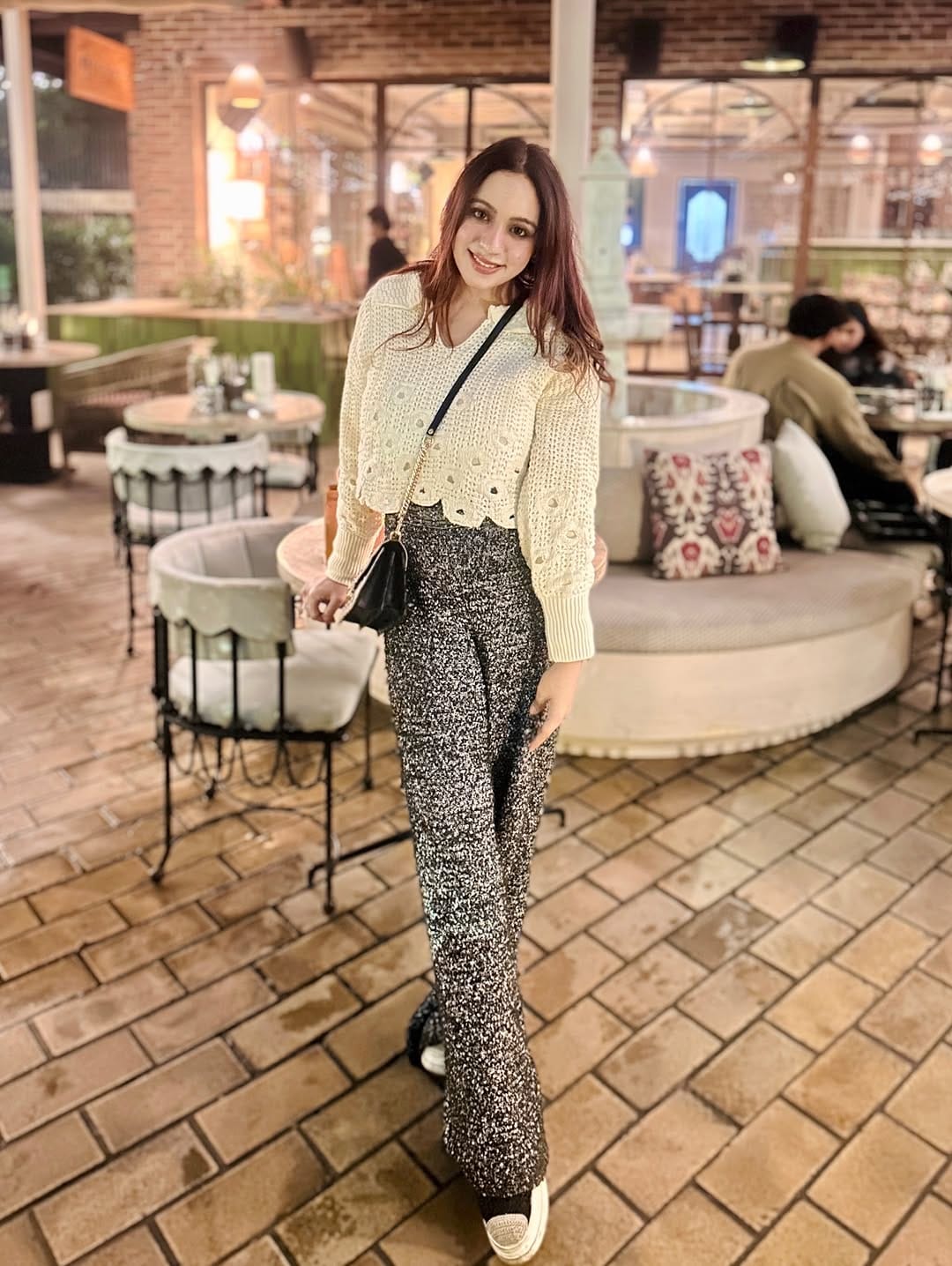 Post 5 by 𝑺𝒉𝒂𝒏𝒛𝒂𝒚 on Instagram (carousel)