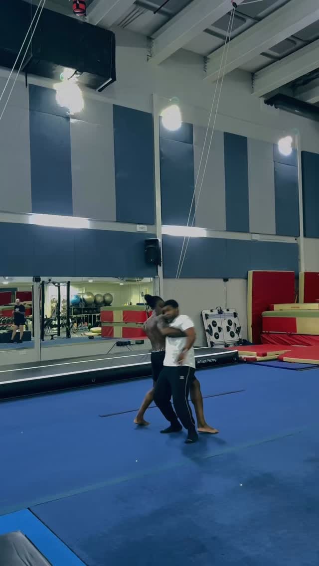 Post 7 by Rafael Nino Jr on Instagram (video)