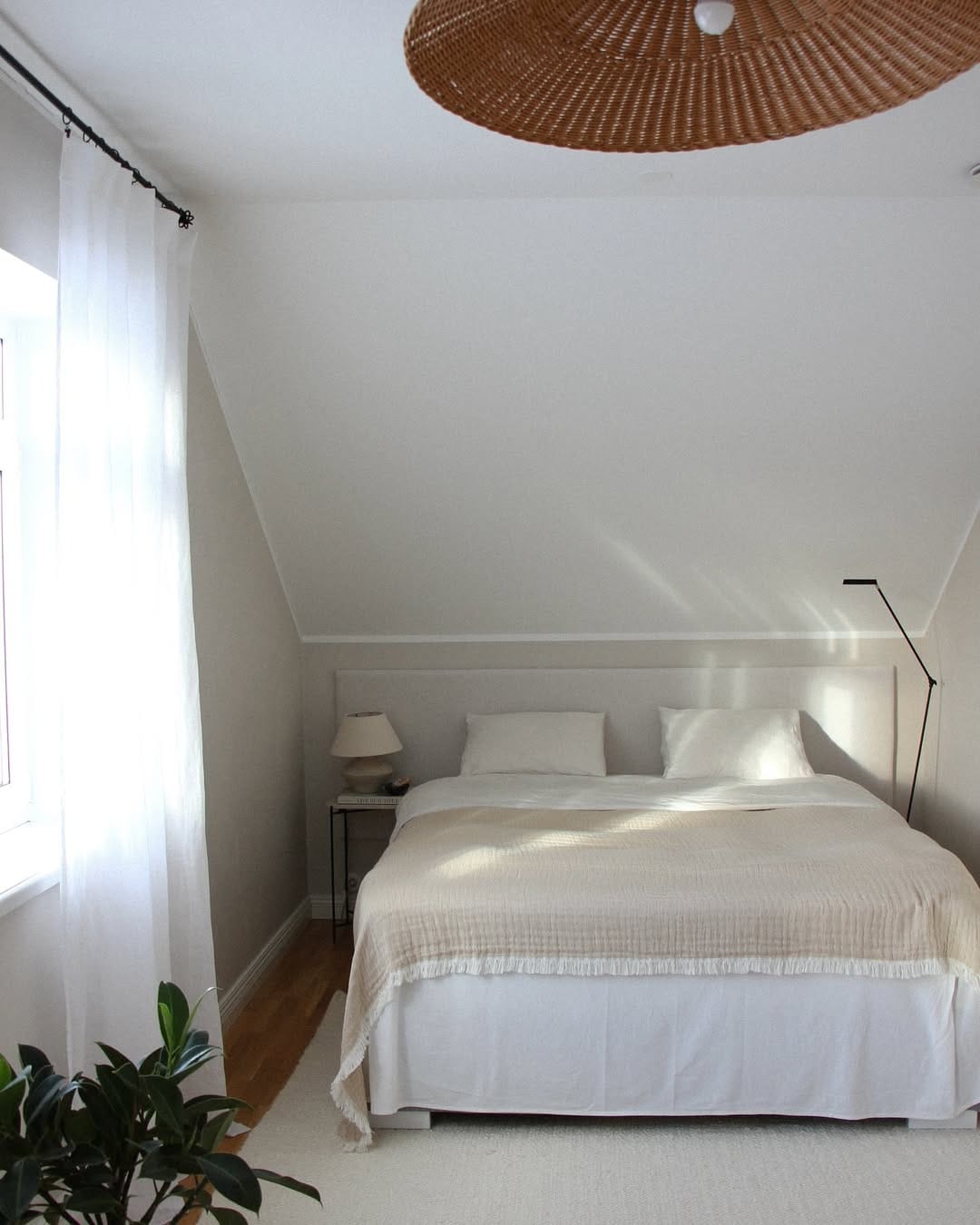 Post 10 by HOME | scandinavian-inspired 🕊️ on Instagram (image)