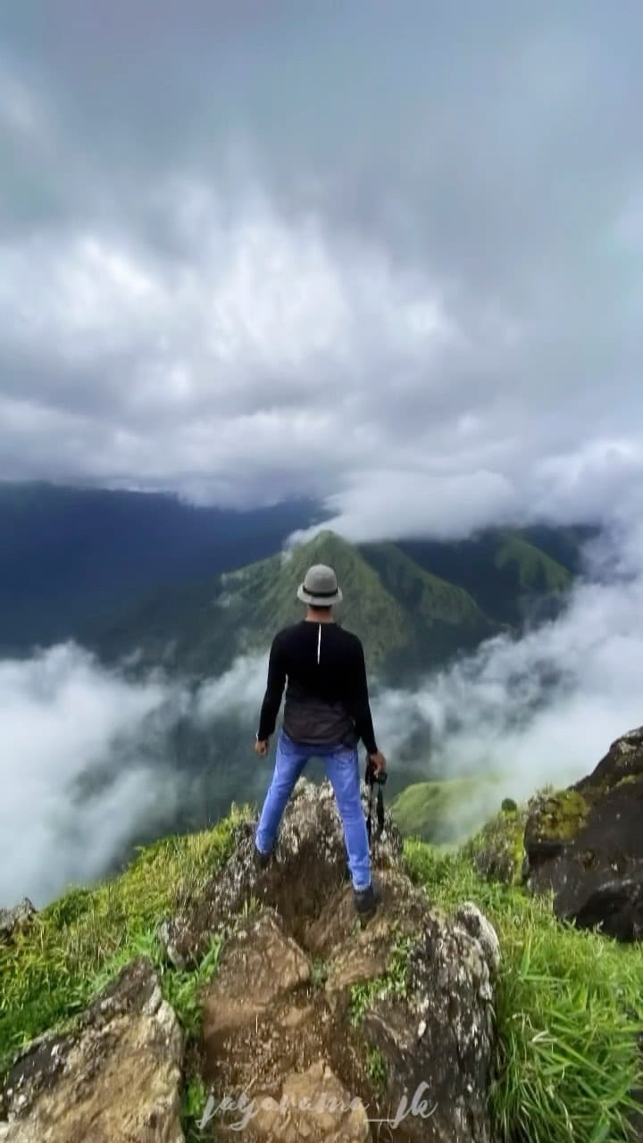 Post 10 by Jayaram JK on Instagram (video)
