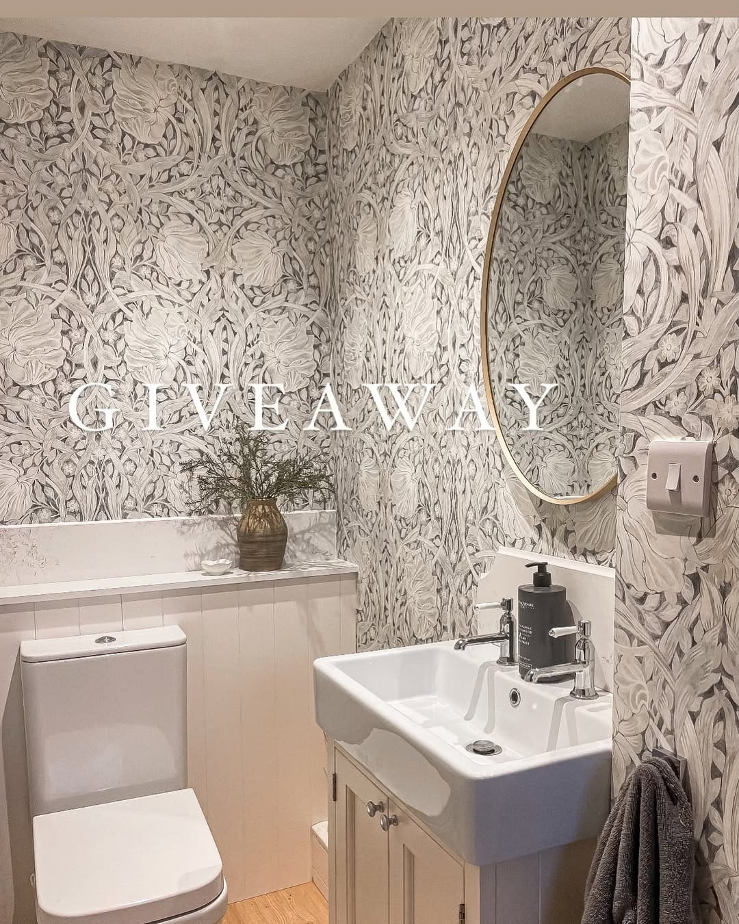 Post 5 by 🖤 OH SO KEL UNIQUE TIMELESS HOMEWARE 🖤 on Instagram (image)