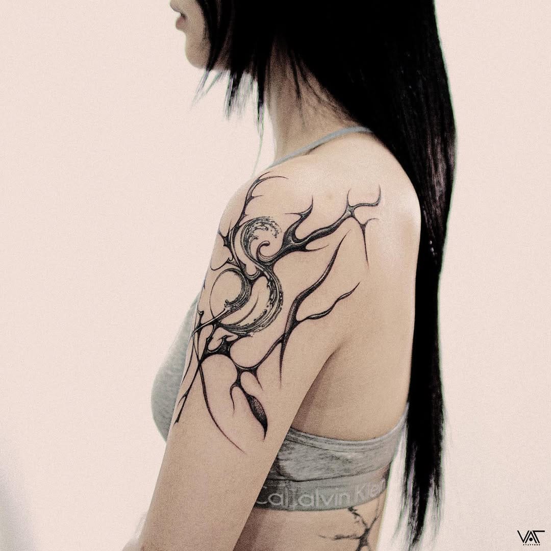 Post 10 by Tattooist VAC 브이악 on Instagram (carousel)