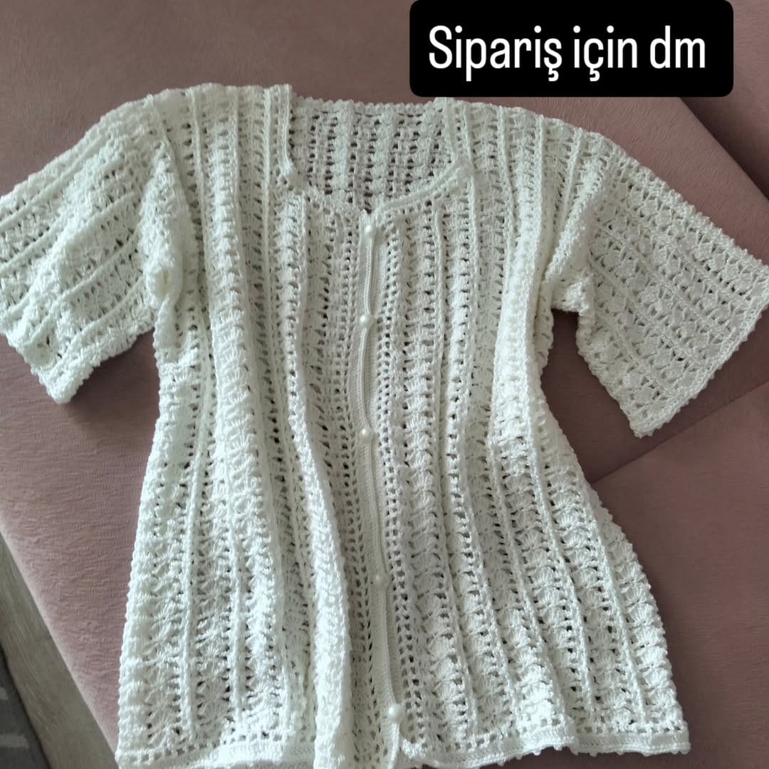 Post 3 by Peruşun el işi ve yün evi on Instagram (image)