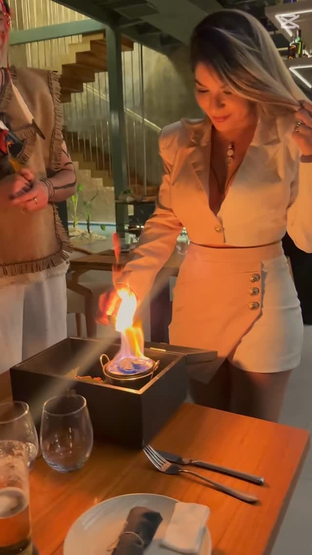 Post 1 by Melina Contreras on Instagram (video)
