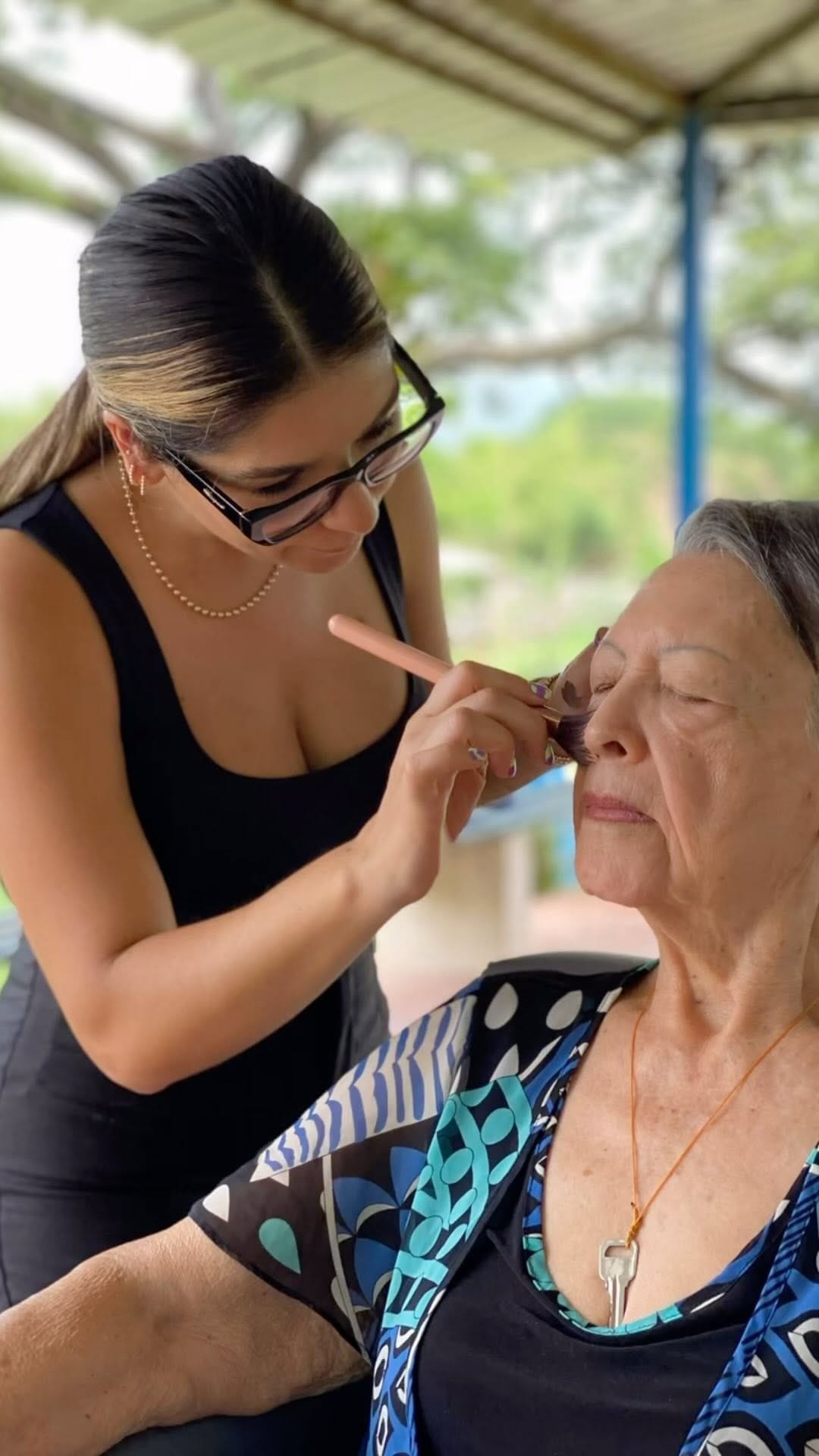 Post 3 by Melina Contreras on Instagram (video)