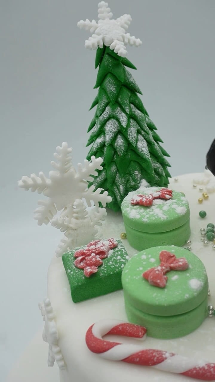 Post 3 by Oklava Pastanesi on Instagram (video)