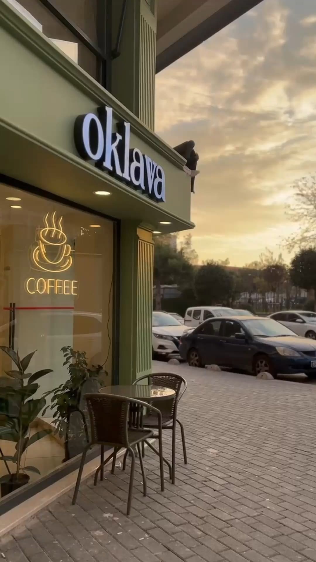Post 6 by Oklava Pastanesi on Instagram (video)