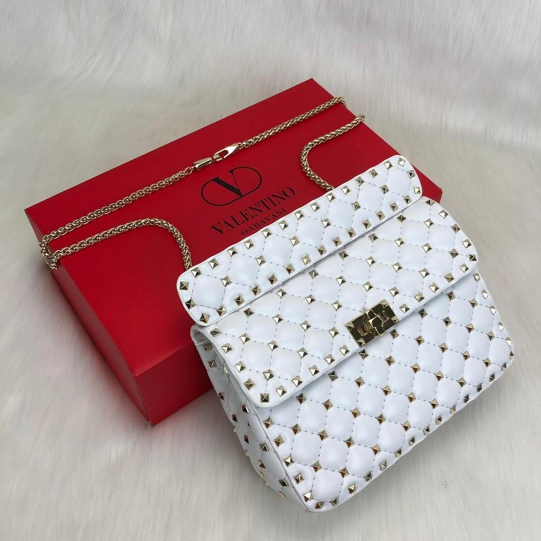 Post 8 by Justmodelbag on Instagram (image)