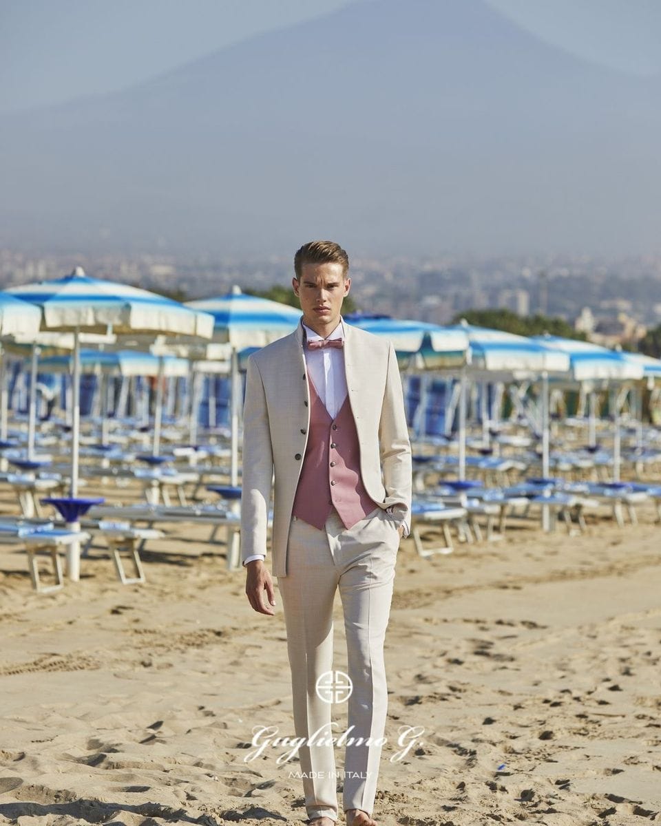 Post 8 by Guglielmo G. - Mens suits on Instagram (image)
