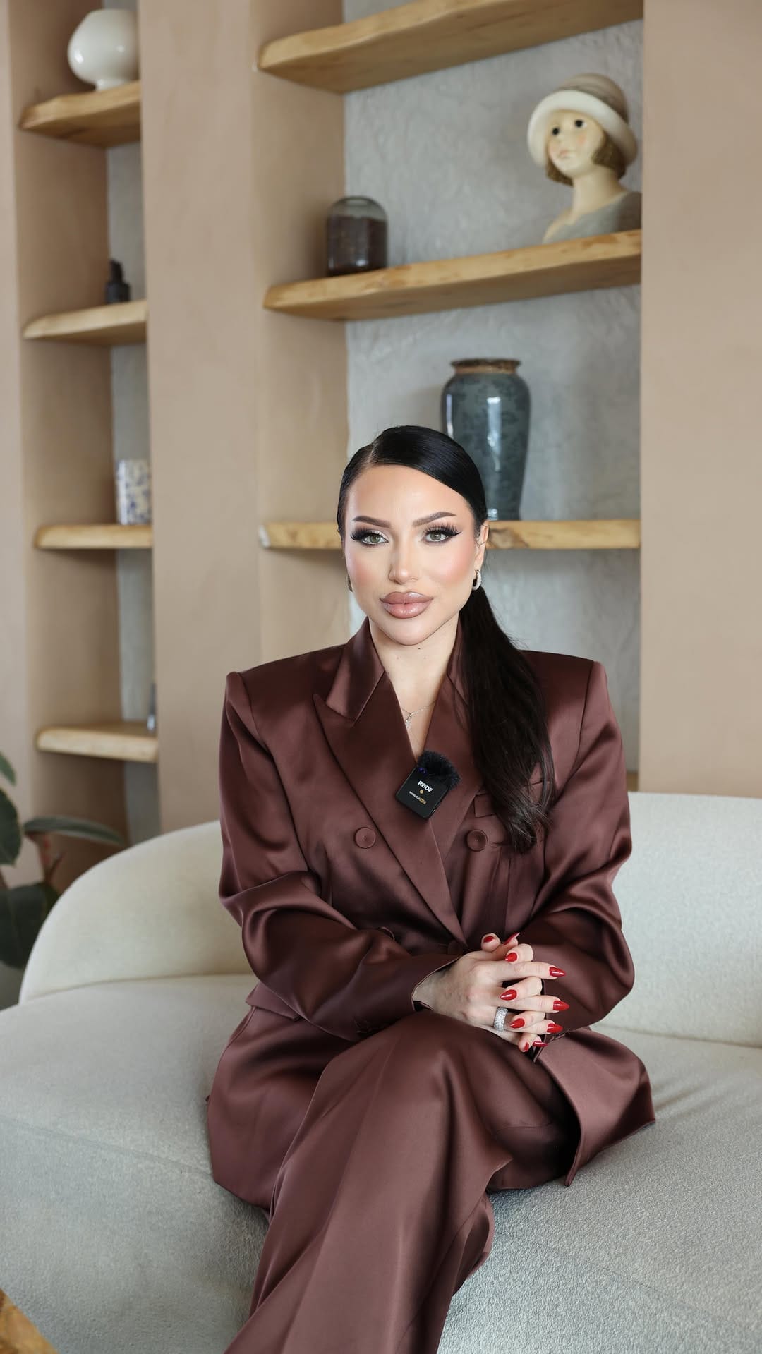 Post 3 by Hafiza Ankara Gelin Makyajı Ve Saçı on Instagram (video)